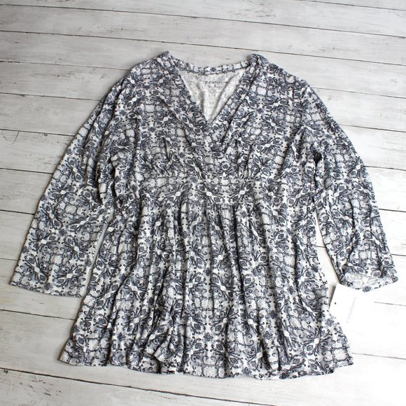 Croft & Barrow Womens Wrap Blouse Size L Floral 3/4 Sleeves - Picture 1 of 6